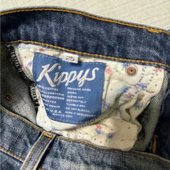 Kippy’s Swarovski Crystal Jeans size 25 with crosses - Picture 5 of 7